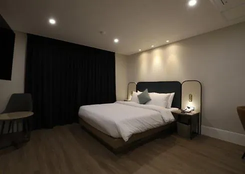 H Avenue Hwamyeong Motel Busan