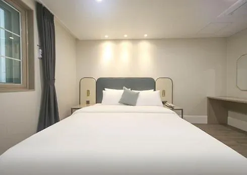 H Avenue Hwamyeong Motel Busan