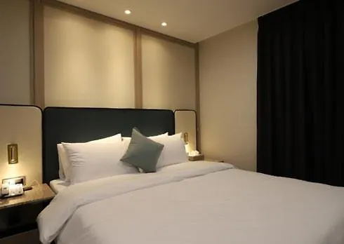 H Avenue Hwamyeong Motel Busan