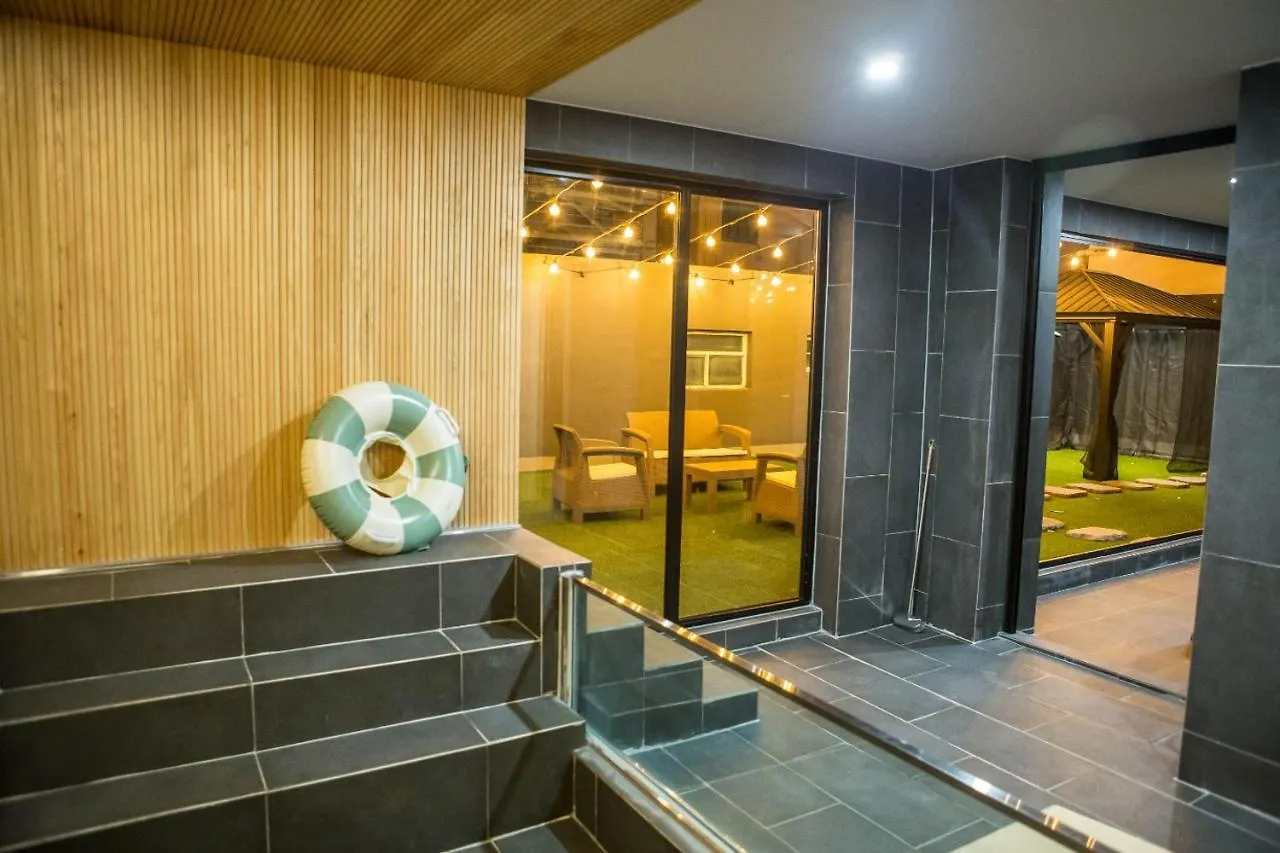 H Avenue Hwamyeong Motel Busan