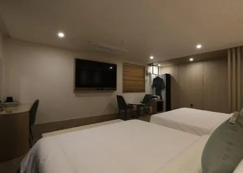 H Avenue Hwamyeong Motel Busan