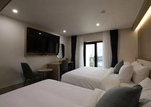 H Avenue Hwamyeong Motel Busan