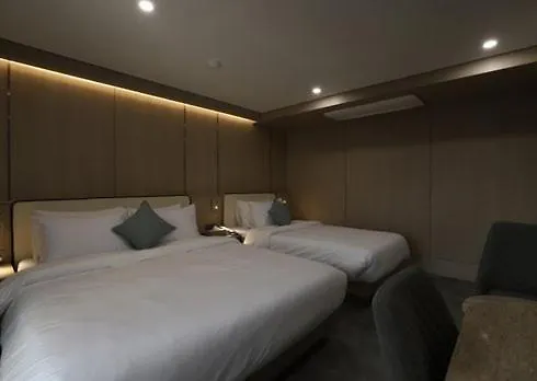 H Avenue Hwamyeong Motel Busan