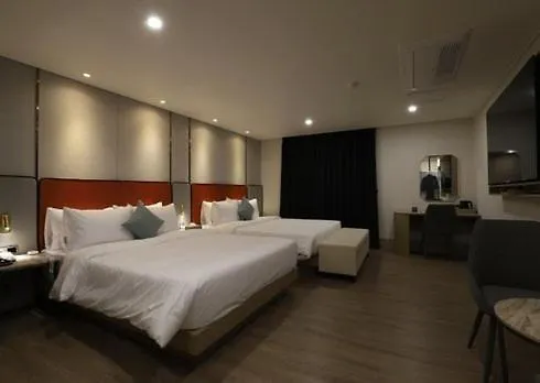 H Avenue Hwamyeong Motel Busan