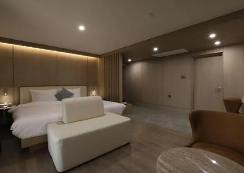 H Avenue Hwamyeong Motel Busan
